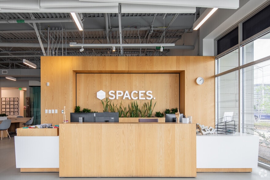 4100 Market St, Huntsville, AL for lease - Interior Photo - Image 3 of 42