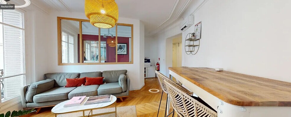 13 Rue Yvon Villarceau, Paris for lease - Interior Photo - Image 2 of 6
