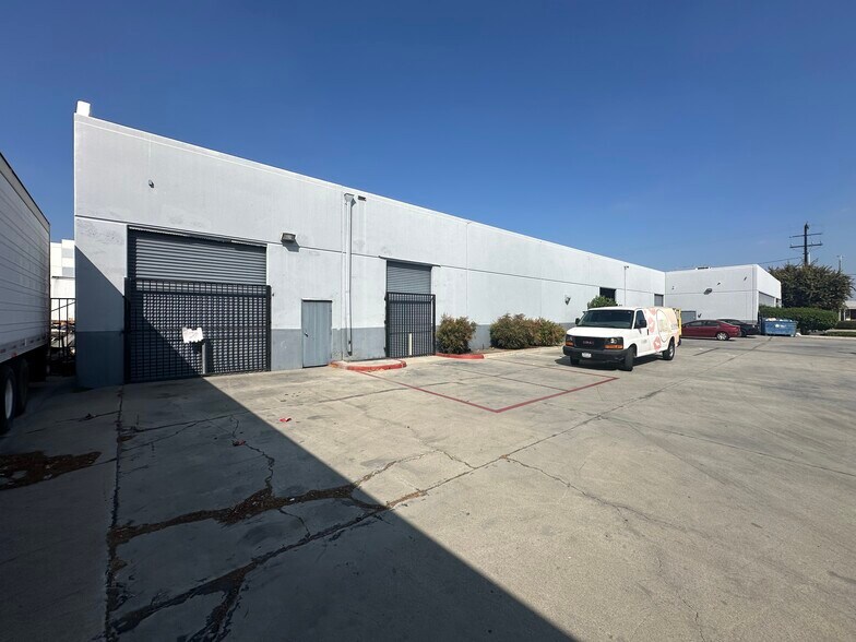 8227 Sorensen Ave, Santa Fe Springs, CA for lease - Building Photo - Image 3 of 6