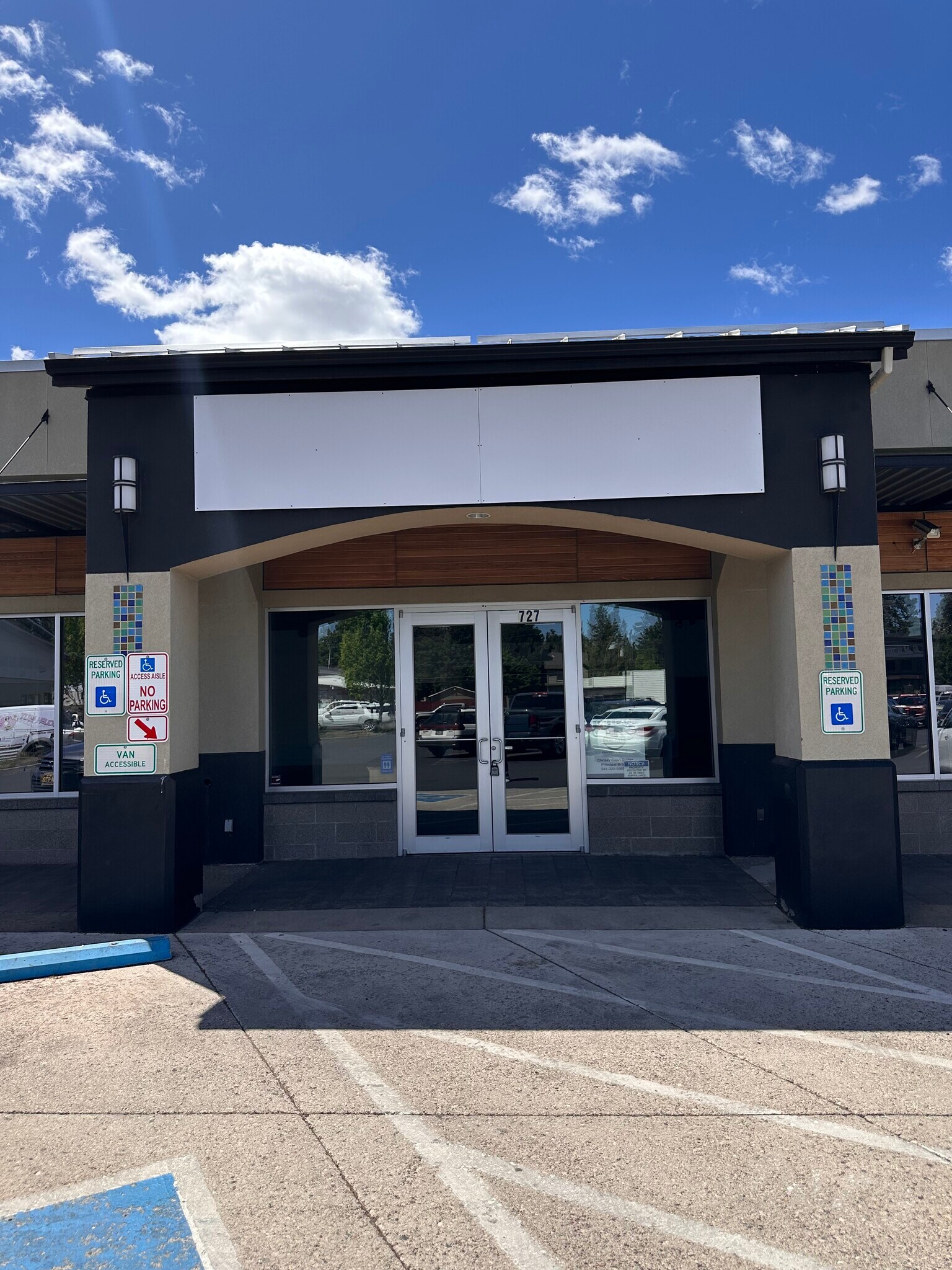 727 NE Greenwood Ave, Bend, OR for sale Building Photo- Image 1 of 1