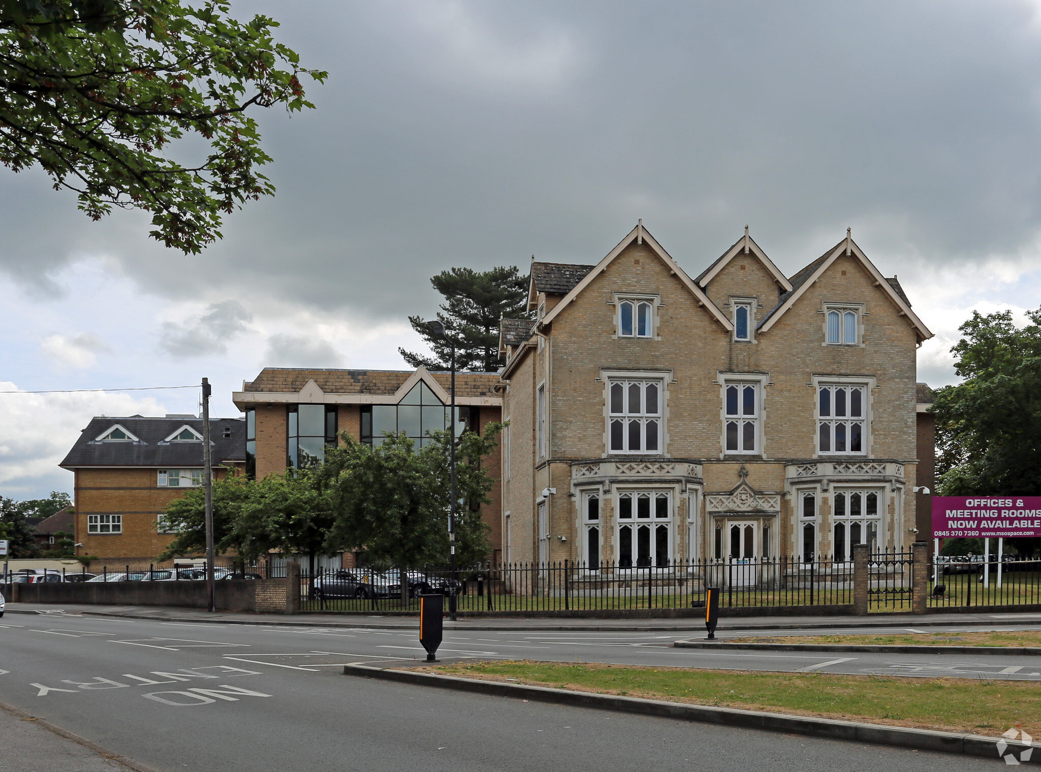 1 London Rd, Slough for sale Primary Photo- Image 1 of 1