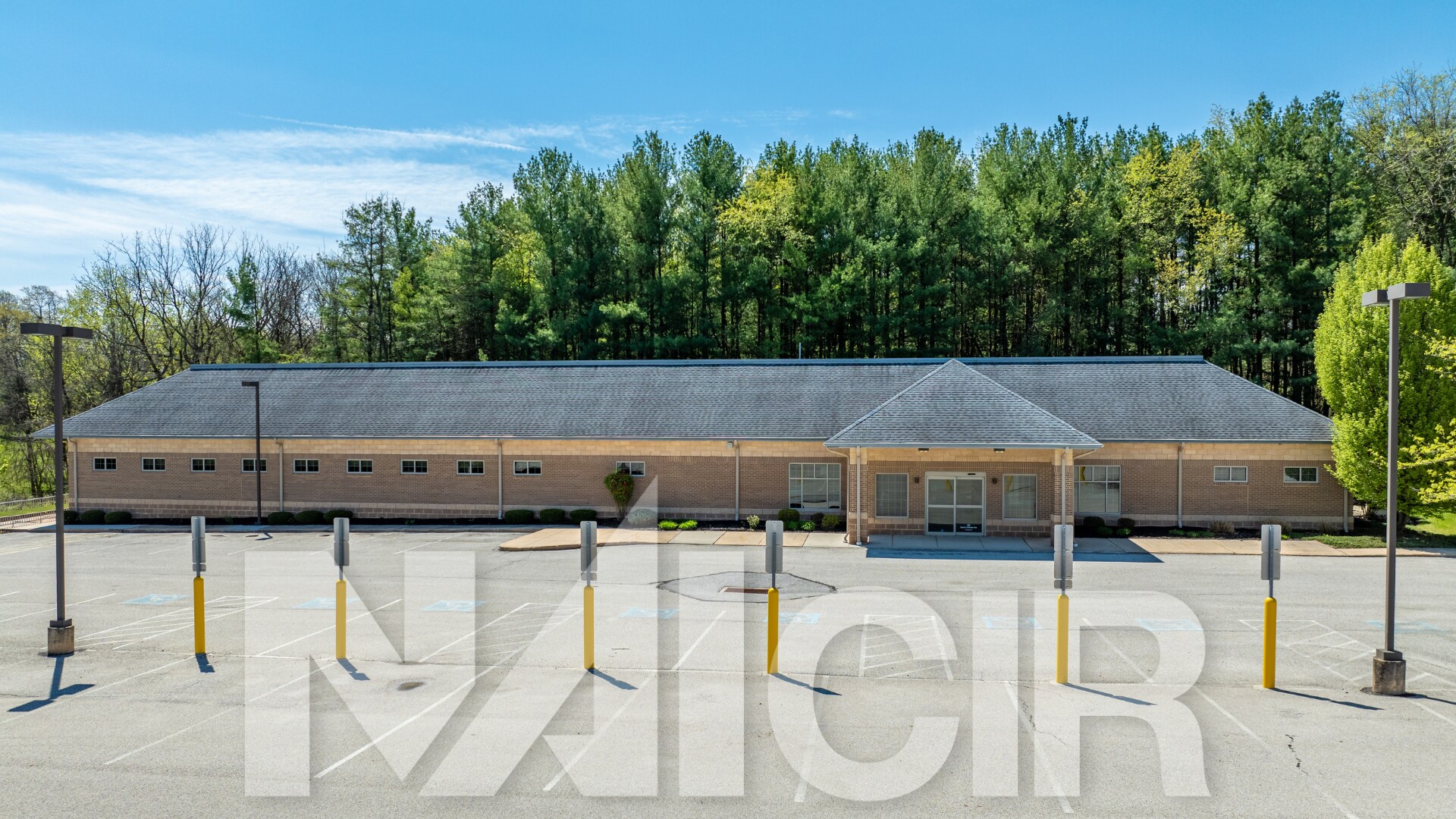 43 S Columbus Ave, Littlestown, PA for sale Primary Photo- Image 1 of 1