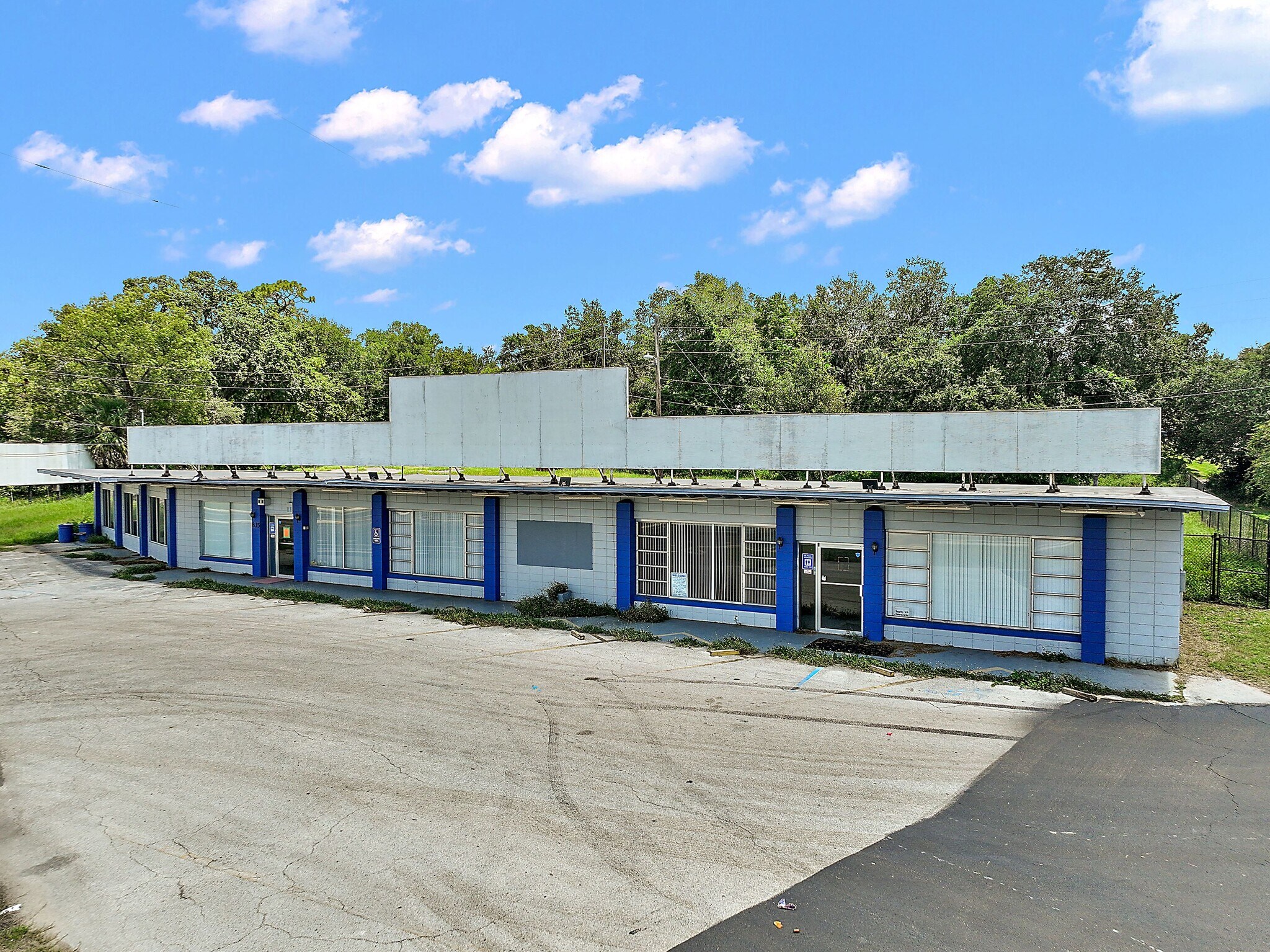835 S US Highway 441, Lady Lake, FL for sale Primary Photo- Image 1 of 6