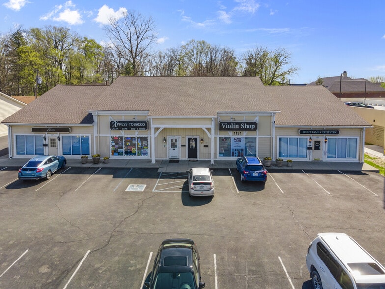 1121 S Rangeline Rd, Carmel, IN for lease - Building Photo - Image 1 of 7