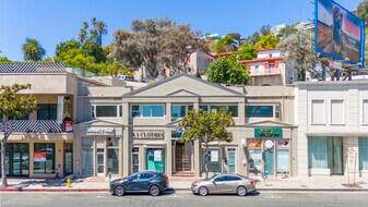 8521 Sunset Blvd - Pub