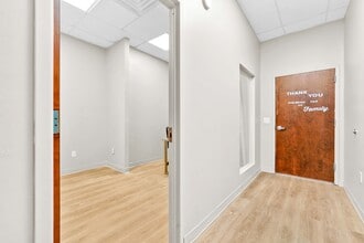 1180 Northern Blvd, Manhasset, NY for lease Building Photo- Image 2 of 23