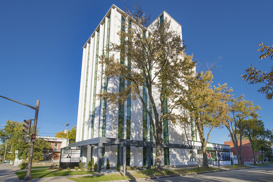 1750 Av de Vitré, Québec, QC for lease - Building Photo - Image 1 of 2