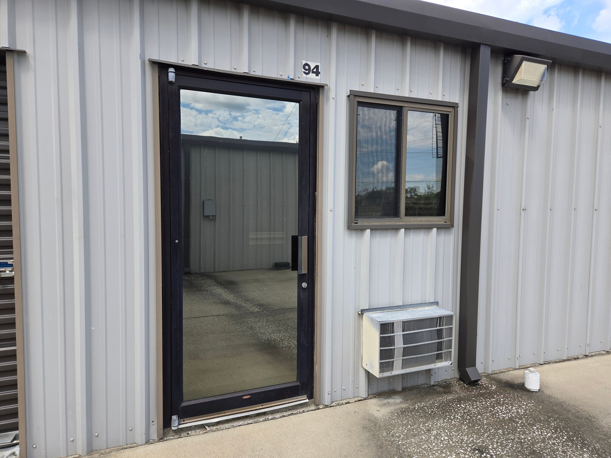 11830 Frontage rd, Murrells Inlet, SC for lease Interior Photo- Image 1 of 10