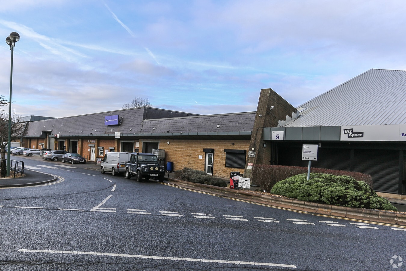 Knowles Hl, Bradford, WYK BD4 9SW Dudley Hill Business Centre