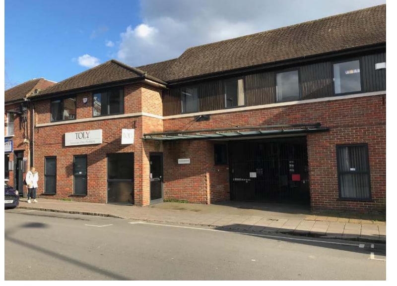 9 Station Rd, Marlow for sale - Building Photo - Image 1 of 1