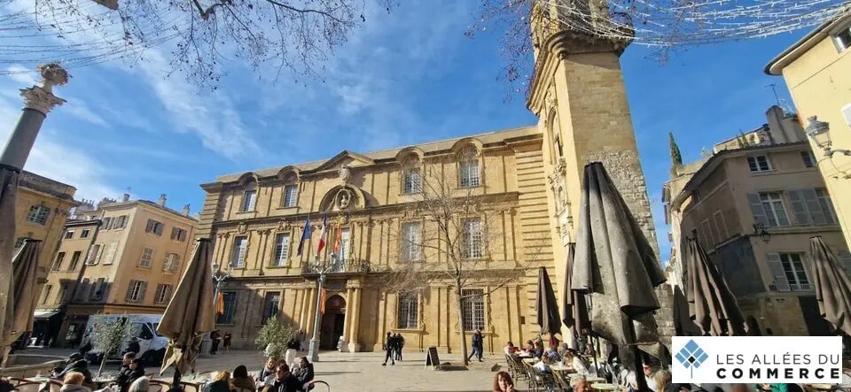 Retail in Aix-en-Provence for lease - Building Photo - Image 1 of 4