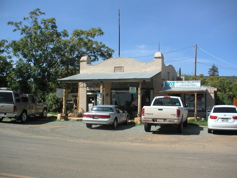 12791 E Central Ave, Mayer, AZ for lease - Primary Photo - Image 1 of 13