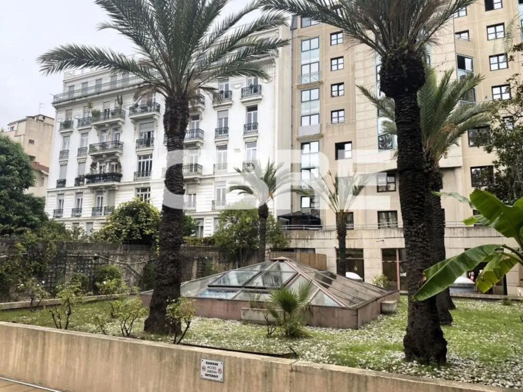 Office in Nice for sale Building Photo- Image 1 of 15