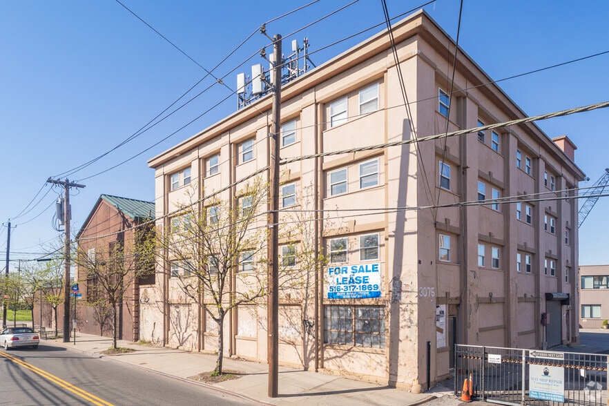 3087 Richmond Ter, Staten Island, NY for lease - Building Photo - Image 3 of 5