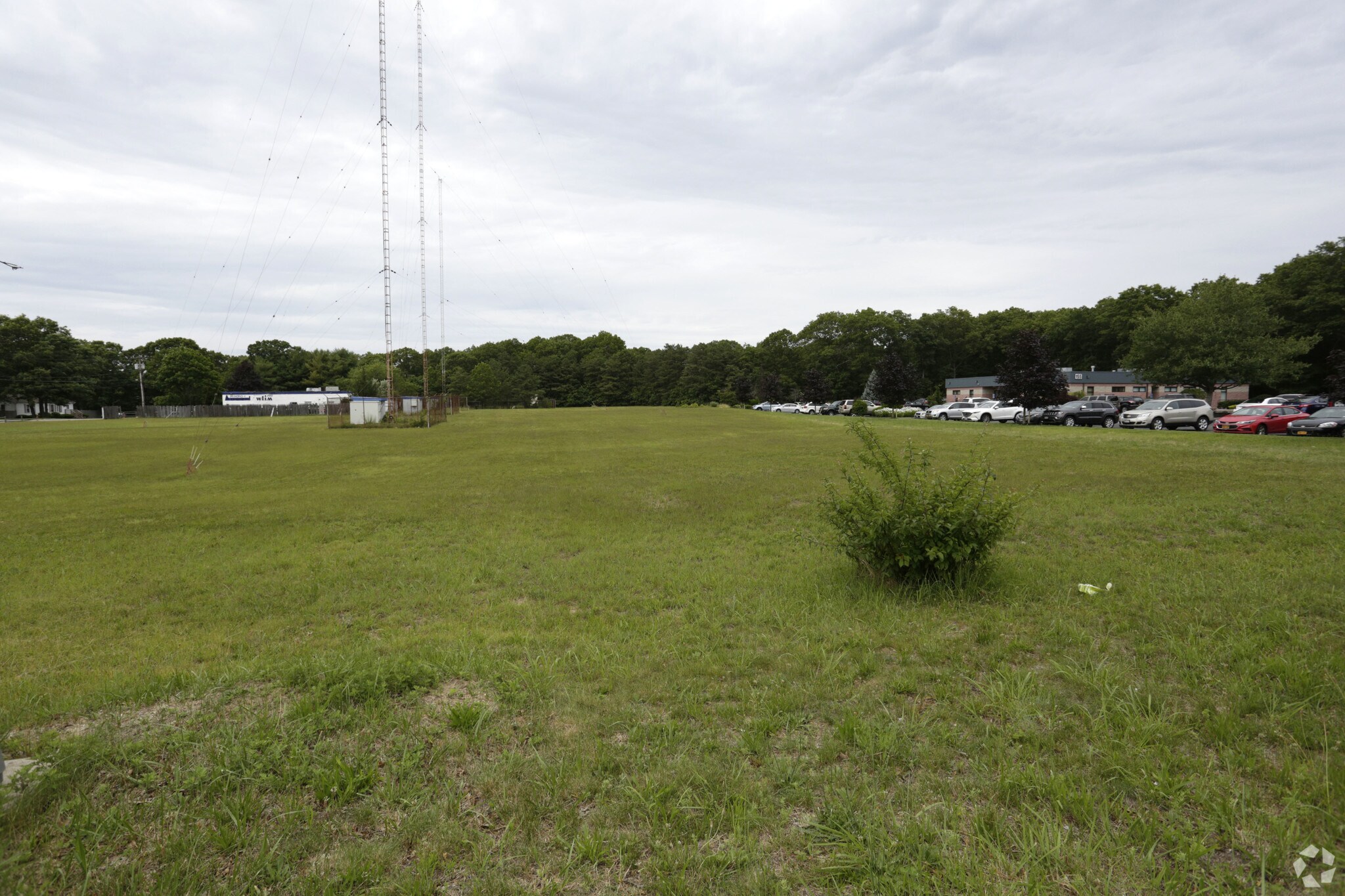 153 Woodside Ave, Patchogue, NY for sale Primary Photo- Image 1 of 1