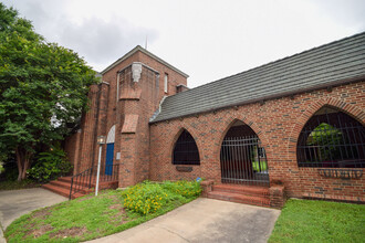 201 W 4th St, North Little Rock, AR for lease Building Photo- Image 1 of 8