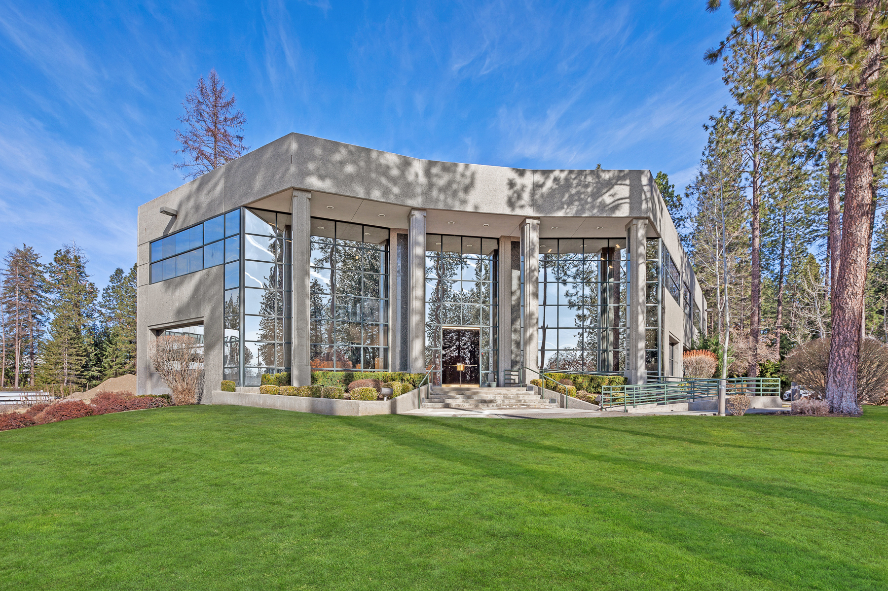 6525 N Mineral Dr, Coeur d'Alene, ID for lease Building Photo- Image 1 of 22