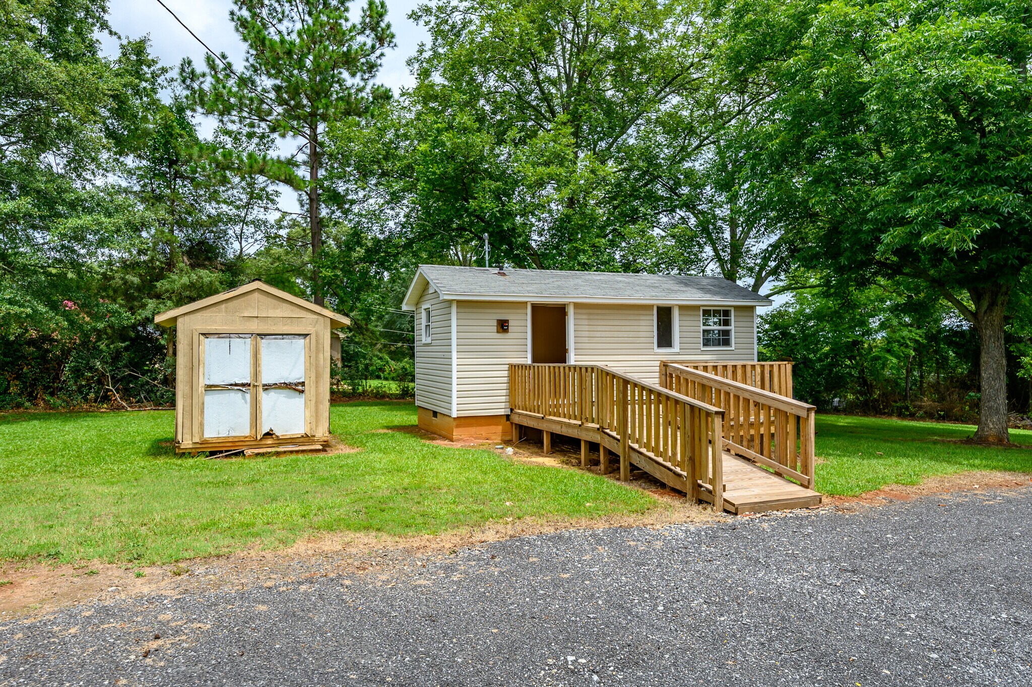 100 W 4th Ave, Easley, SC for sale Building Photo- Image 1 of 1
