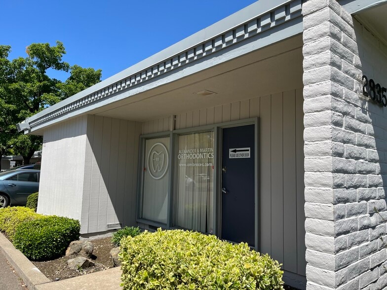 2835 Eastern Ave, Sacramento, CA for lease - Building Photo - Image 2 of 10