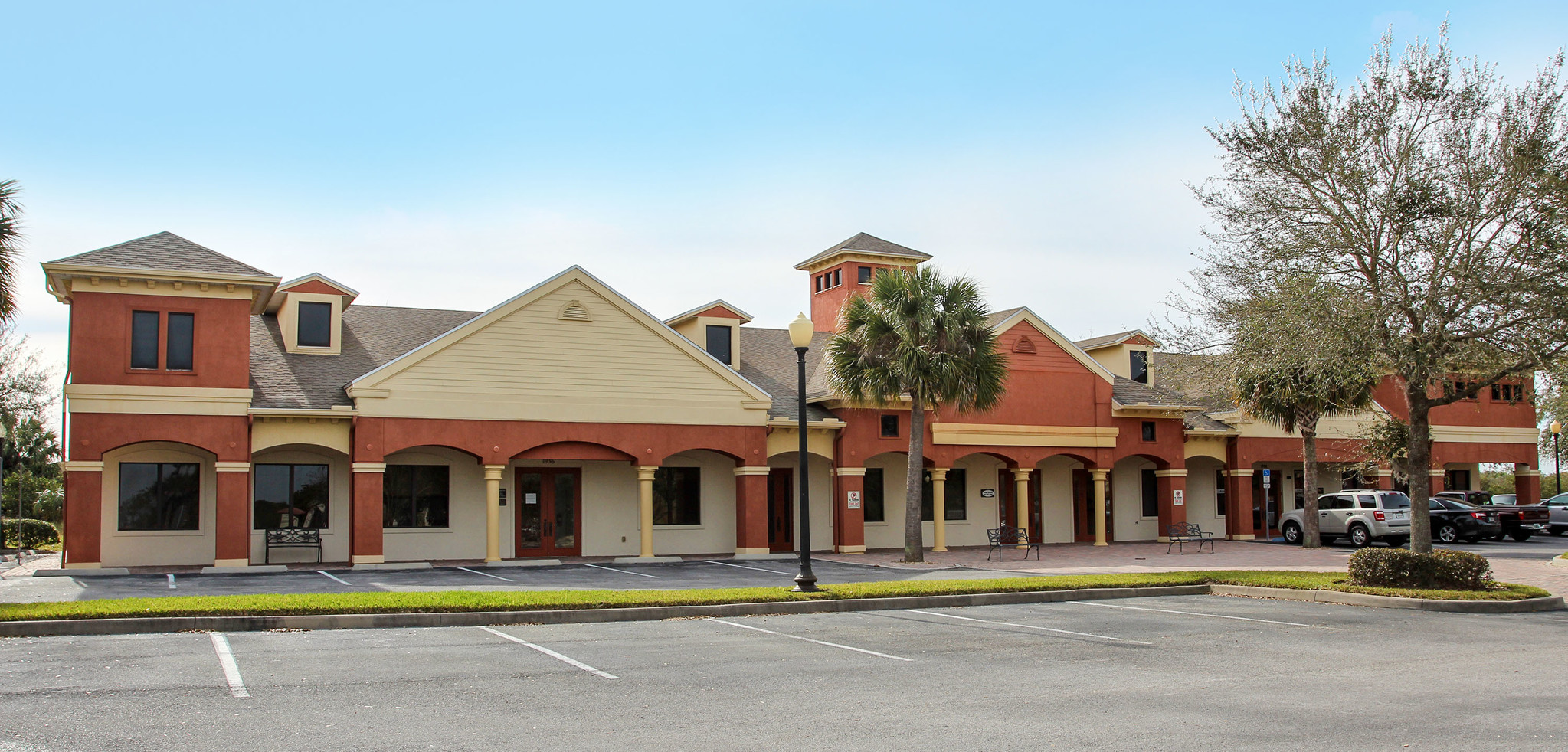 1928-1936 Salk Ave, Tavares, FL for lease Primary Photo- Image 1 of 2