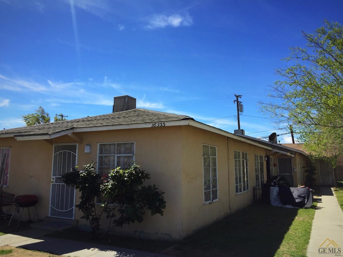 16355 K St, Mojave, CA 93501