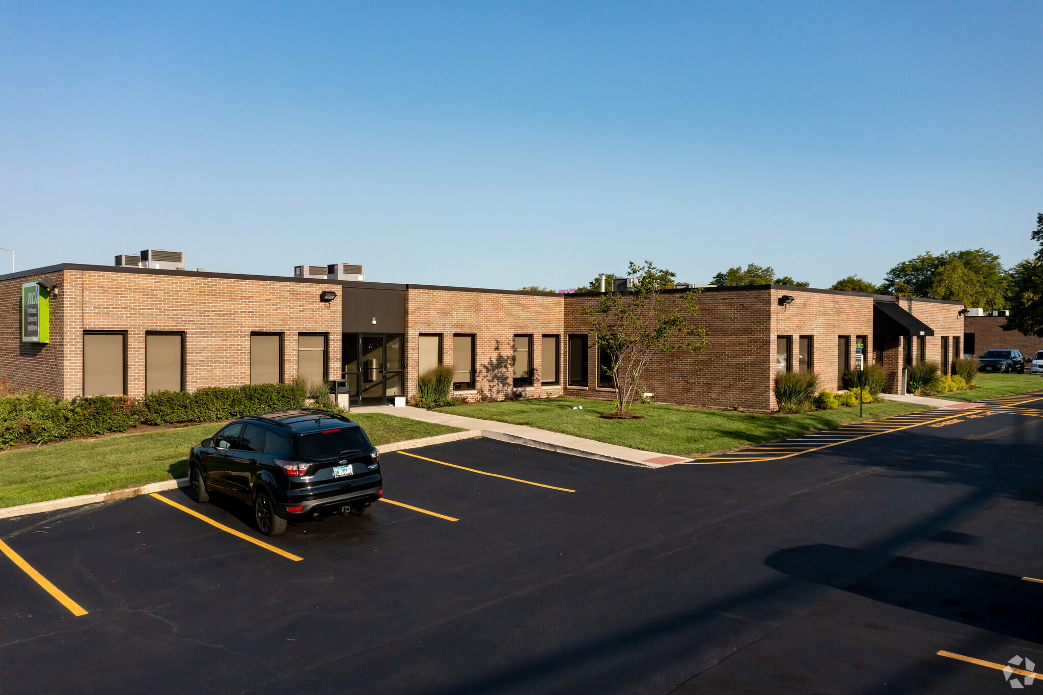 1941 Rohlwing Rd, Rolling Meadows, IL for sale Primary Photo- Image 1 of 7