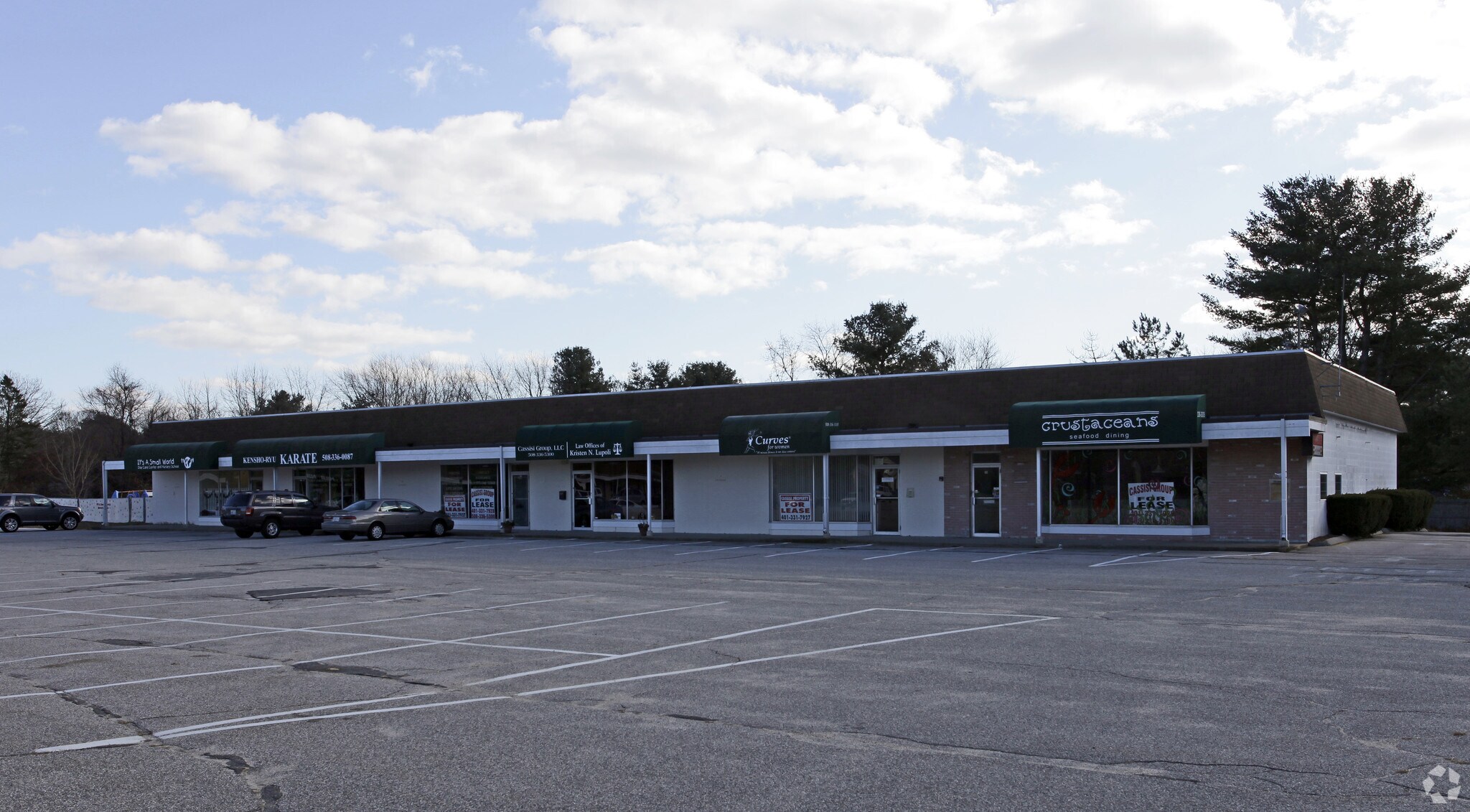 5860 Olney St, Seekonk, MA 02771 Briarwood Plaza