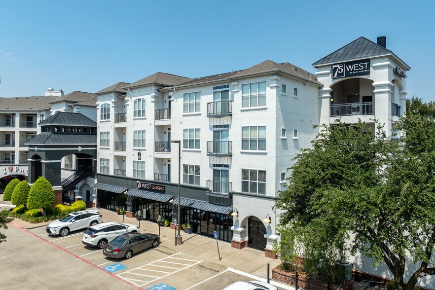 7927 Forest Ln, Dallas, TX for sale - Primary Photo - Image 1 of 1