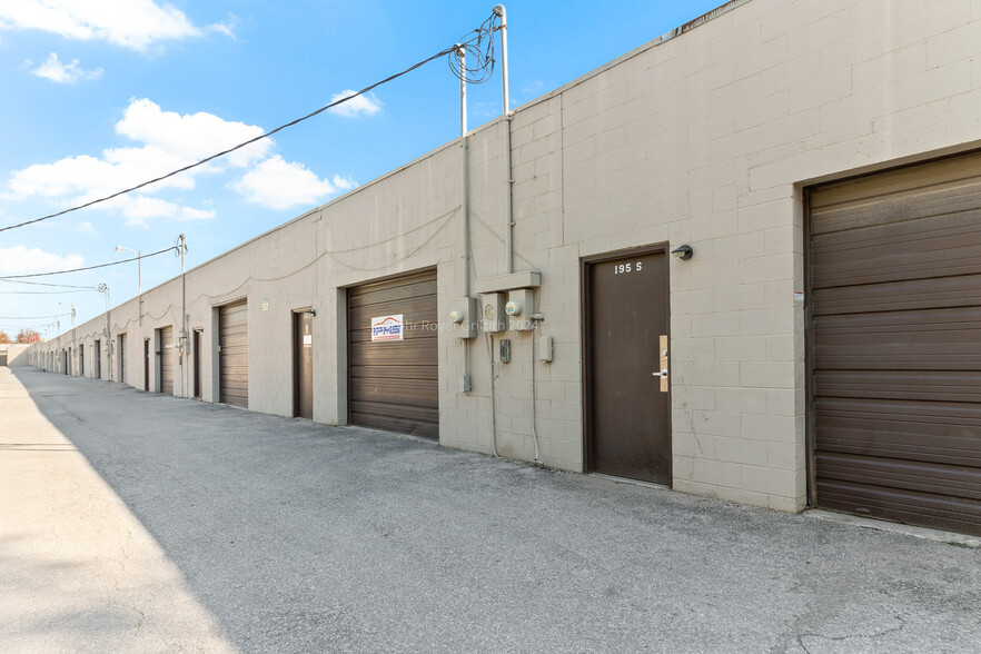 195 W Olentangy St, Powell, OH for lease - Building Photo - Image 3 of 7