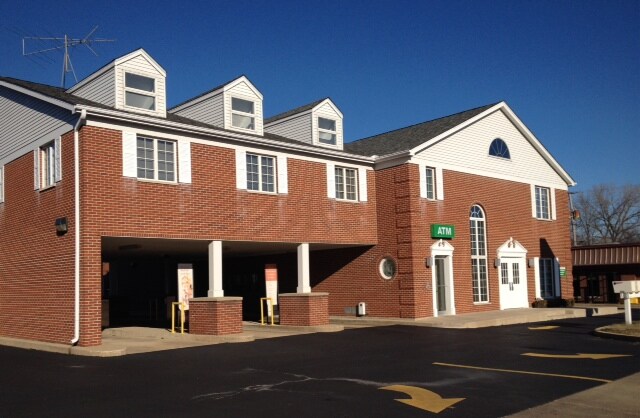 1325 Sycamore Rd, Dekalb, IL for sale - Building Photo - Image 1 of 1