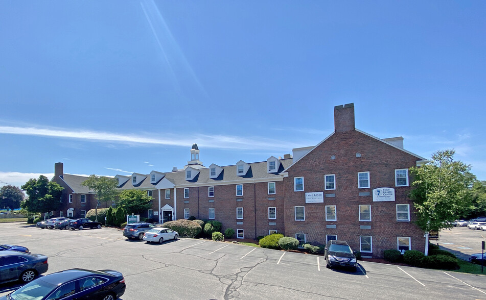 451 Andover St, North Andover, MA for lease - Building Photo - Image 1 of 4