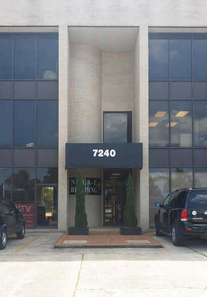 7240 Crowder Blvd, New Orleans, LA for lease - Building Photo - Image 2 of 6