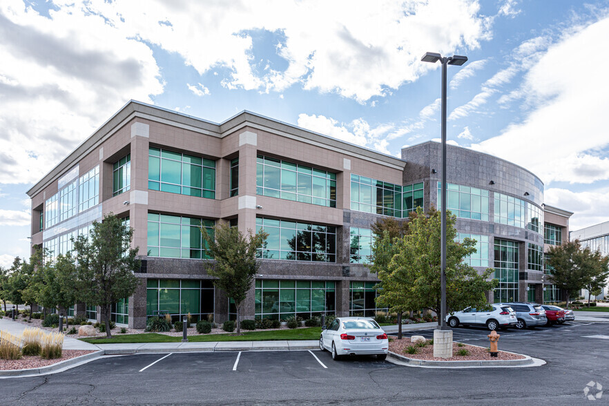 4625-4641 W Lake Park Blvd, Salt Lake City, UT for lease - Building Photo - Image 2 of 8