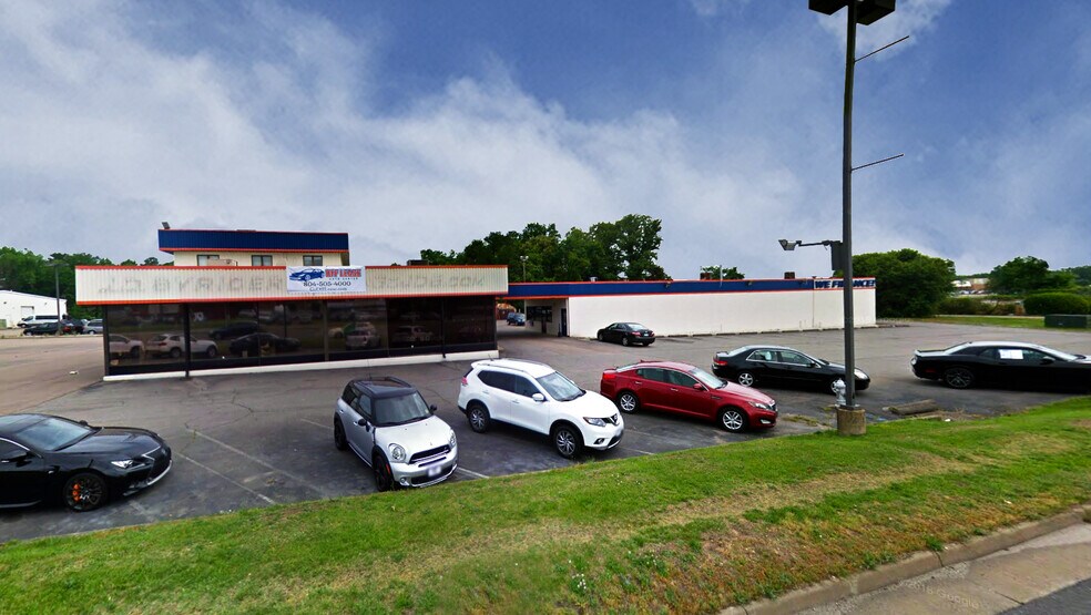 7400 Midlothian Tpke, North Chesterfield, VA 23225