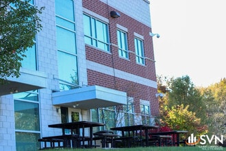 4500 Courthouse Blvd, Stow, OH for lease Building Photo- Image 2 of 9