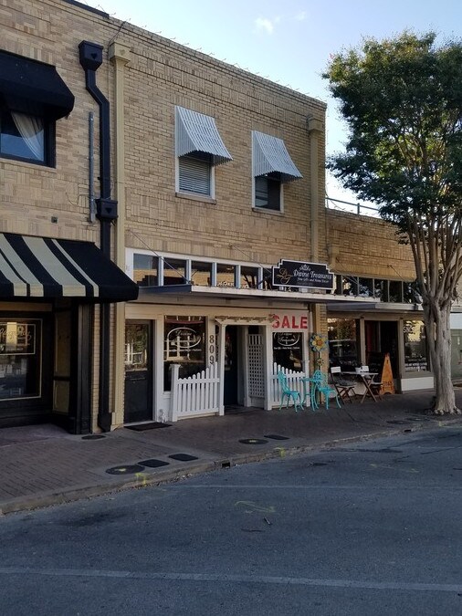 809 S Main St, Georgetown, TX for sale Primary Photo- Image 1 of 1