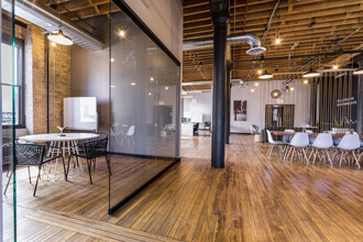 320 W Ohio St, Chicago, IL for lease Interior Photo- Image 2 of 4