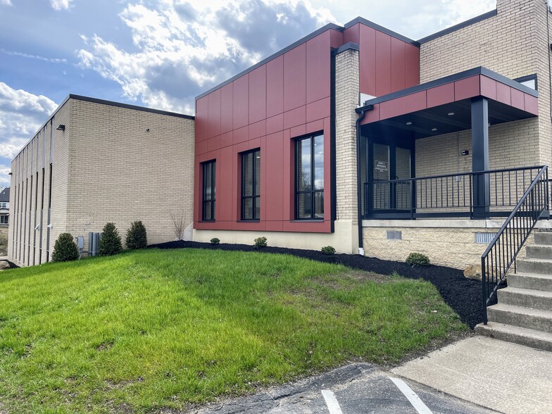 101 Orchard Dr, Trafford, PA for lease - Building Photo - Image 2 of 18