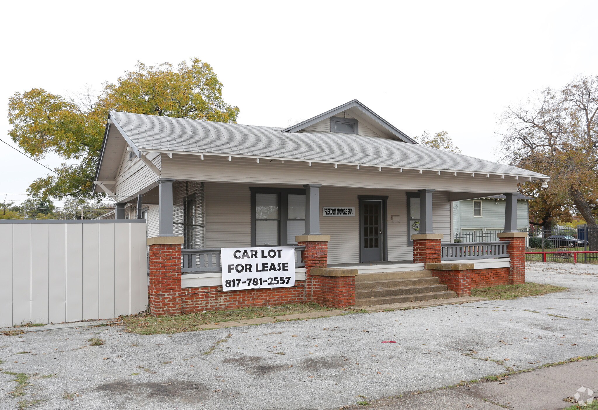 308 Pecan St, Arlington, TX for sale Primary Photo- Image 1 of 1