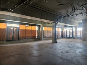 1015 W Columbia Way, Vancouver, WA for lease Interior Photo- Image 2 of 2