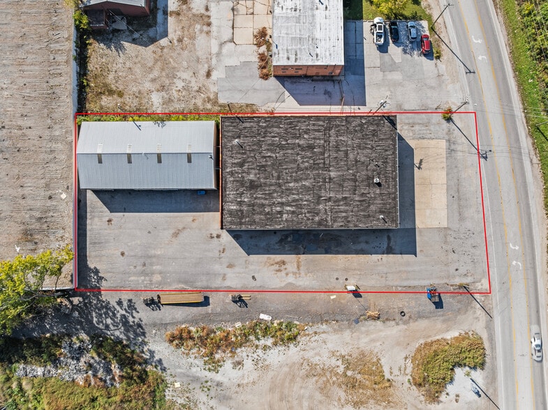 3001 E End Ave, Chicago Heights, IL for sale - Aerial - Image 3 of 18