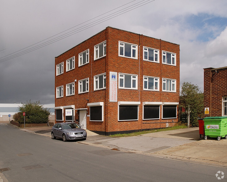 Denmark St, Maidenhead for sale - Building Photo - Image 2 of 2