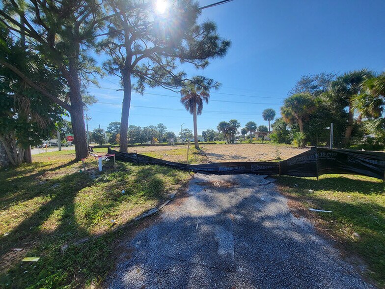 1436 Valentine St, Melbourne, FL for sale - Primary Photo - Image 1 of 1