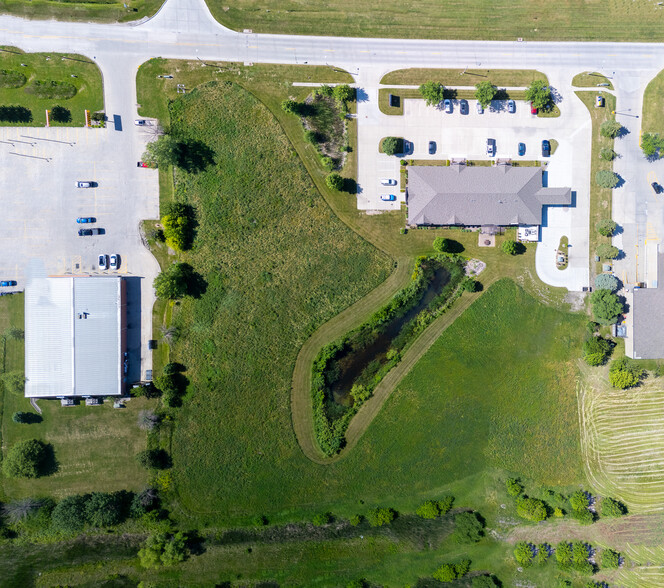 1645 B Ave, Nevada, IA for sale - Aerial - Image 1 of 20