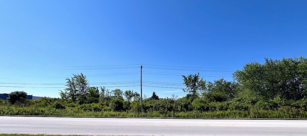 Lot 1 W Stuenkel Rd, University Park, IL for lease - Primary Photo - Image 1 of 8
