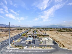 8860 S Durango Dr, Las Vegas, NV for lease Building Photo- Image 2 of 11