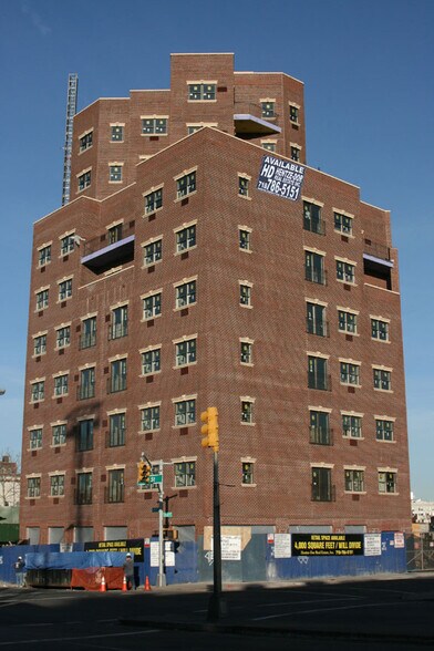 12-01-12-03 Jackson Ave, Long Island City, NY for lease - Building Photo - Image 3 of 8