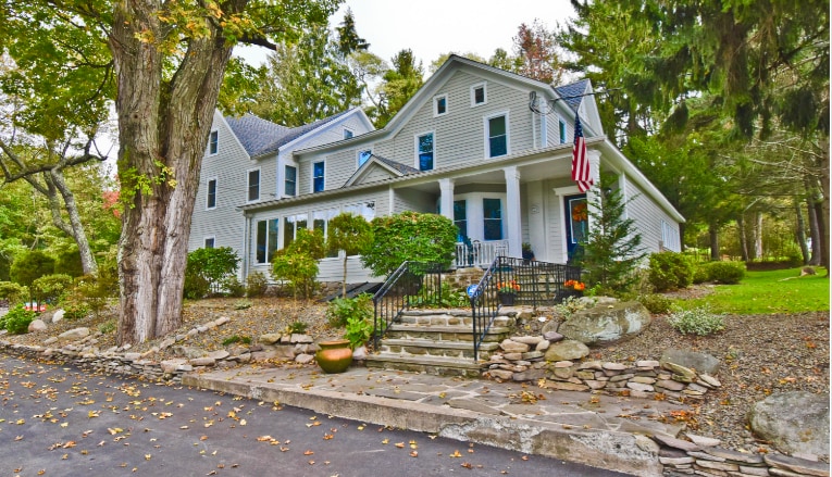 2735 PA-390, Canadensis, PA for sale - Building Photo - Image 1 of 174