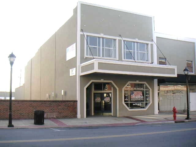 118 Main St, Lenoir, NC for lease Building Photo- Image 1 of 7