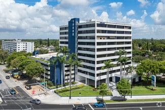 Bayshore Executive Plaza - Convenience Store